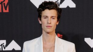 3 Most Popular Heart-Touching Lyrics Of Songs By Shawn Mendes