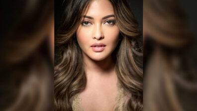 Bengali actress Riya Sen looks dreamy in her beige lace couture, see pics