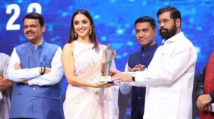 Kiara Advani Looks Glamorous Receiving Award From Chief Minister Of Maharashtra Eknath Shinde
