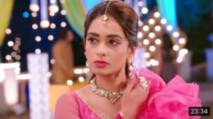 Kumkum Bhagya 20th October 2022 Written Update S-01 Ep-2245: Prachi feels jealous of Neha and tells her to stay away from Ranbir