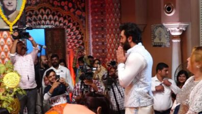 Ranbir Kapoor Seeks Blessings Of Devi Maa On The Occasion Of Navratri Ashtami