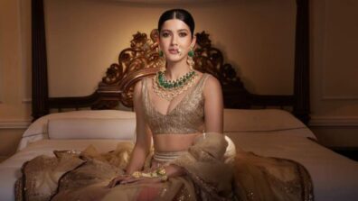 Shanaya Kapoor’s Royal Looks In Golden Lehenga With Heavy Jewelry Is Perfect For This Diwali Look