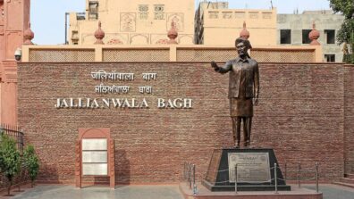 Tour To A Memorial Park Jallianwala Bagh