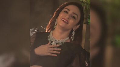 Amruta Khanvilkar Looks Royal And Ravishing In Black Saree With Heavy Jewelry