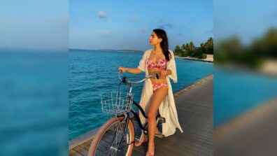 “Be Shore Of Yourself,” Sara Ali Khan’s Soothing Reminder To Relax Your Brain Visiting The Sea Lane; See Pics