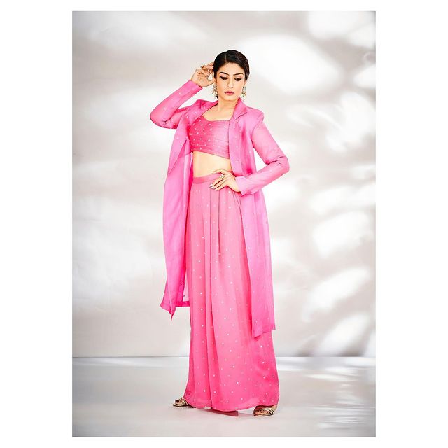 Raveena Tandon looks resplendent in pink co-ord set, check photos - 1