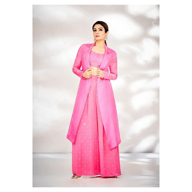 Raveena Tandon looks resplendent in pink co-ord set, check photos - 2