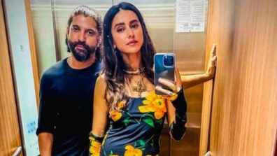 Shibani Dandekar Poses With Farhan Akhtar Giving Major Couple Goals