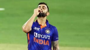 3 Times Virat Kohli Dancing On Pitch Went Viral On The Web