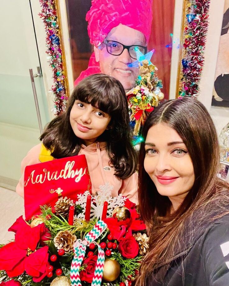 Aishwarya Rai Bachchan’s Candid Christmas Selfie With Daughter Aaradhya ...