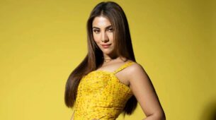 ‘Bengali beauty’ Rukmini Maitra is all about sunkissed vibes in latest snaps, we are drooling
