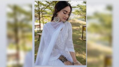 Surbhi Jyoti is divine beauty in white Chikankari salwar suit, see pics