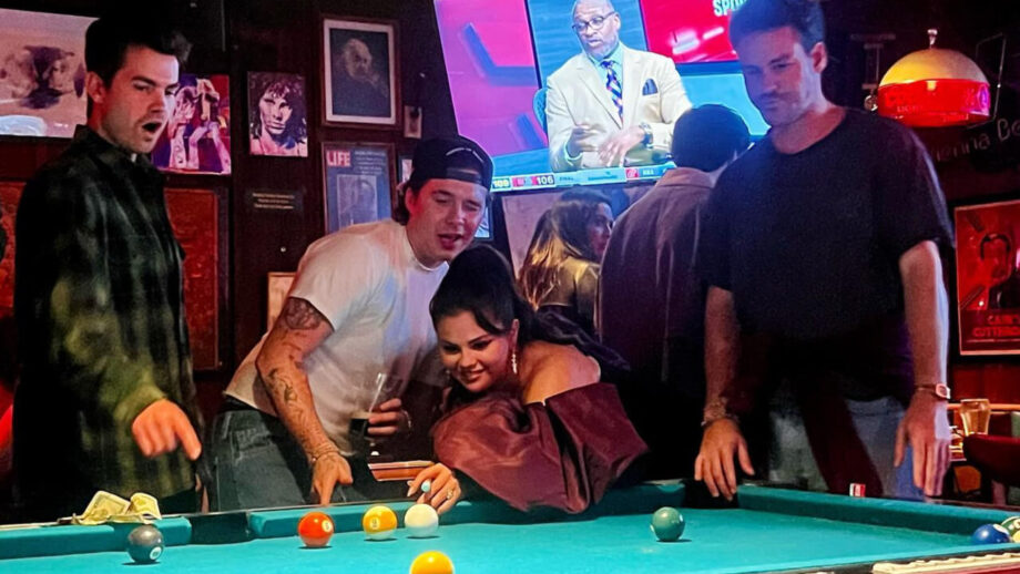 Check Out: Selena Gomez Having A Blast While Playing Snooker Pool With Her Friends 757106