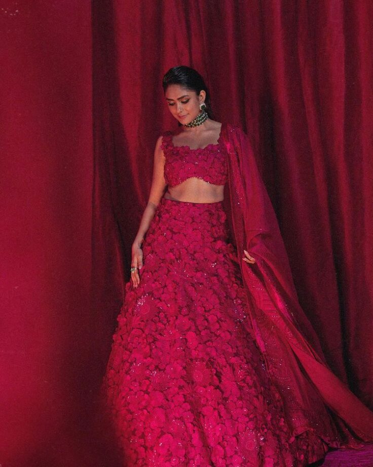 Embrace The Lehenga Love Like Mrunal Thakur, Kriti Sanon, And Keerthy Suresh 754172