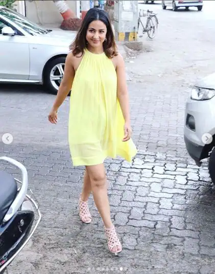 Fashion Battle: Hina Khan Or Nikki Tamboli: Who Donned The Neon Hue? 757039