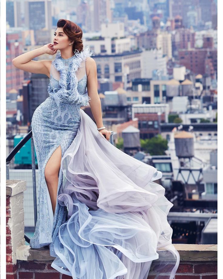 In Photos: Jacqueline Fernandez Slaying In Beautiful Gowns 757217