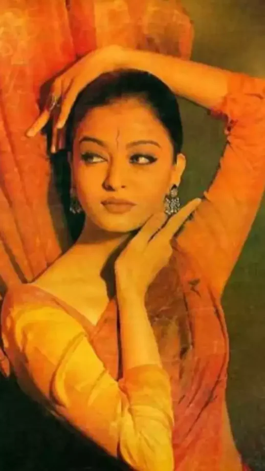 In Pics: Aishwarya Rai Bachchan’s gem portraits from her modelling days 760258