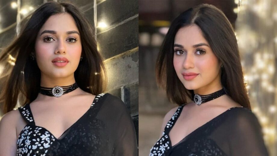 In Pics: Jannat Zubair Rahmani's see-through, transparent saree swag is too wow 761043