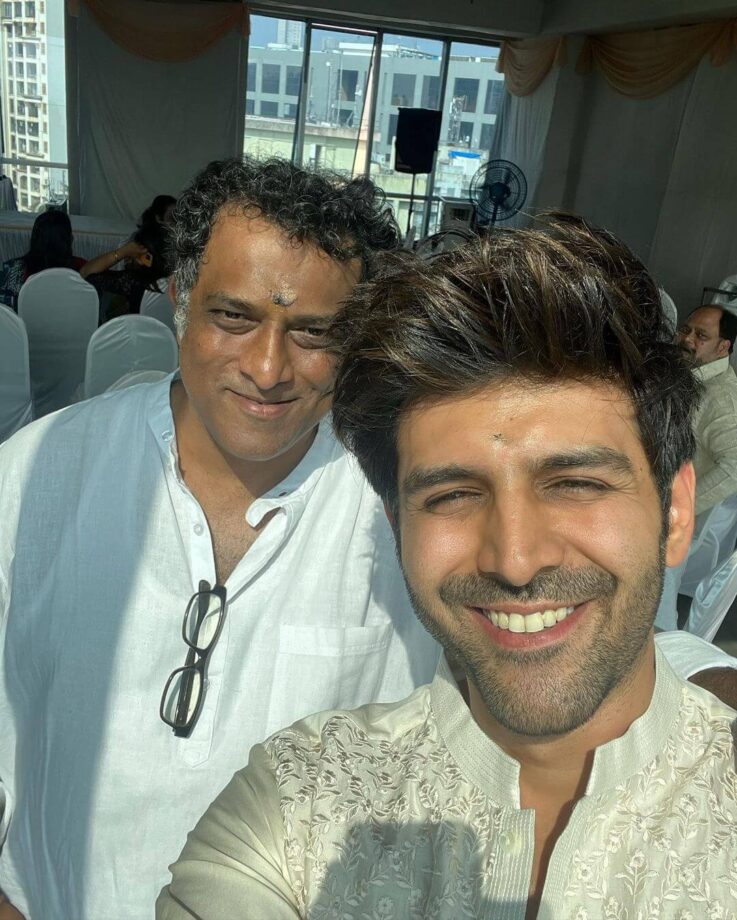 In Pics: Kartik Aaryan Shared A Selfie Picture With Anurag Basu; Says, 'Saraswati Pujo' 762939