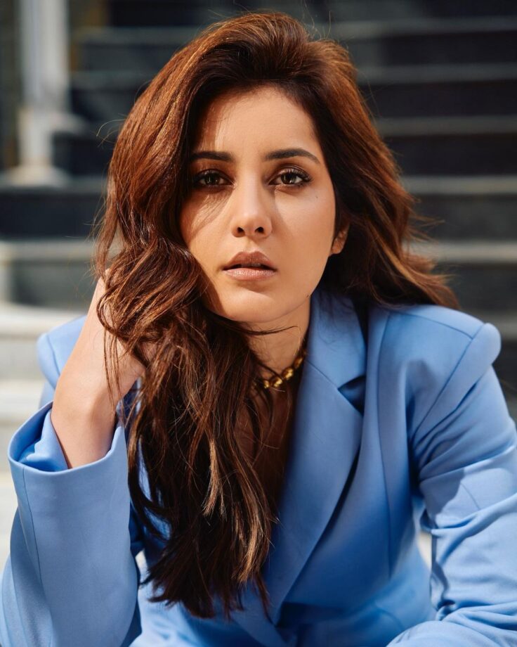 In Pics: Raashii Khanna Nails Dressing Power In Sky Blue Blazer Outfit 761408