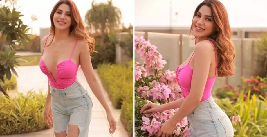 Jasmin Bhasin, Nikki Tamboli To Surbhi Jyoti: Actresses Are A Beautiful Sight In These Pink Ensembles 755875