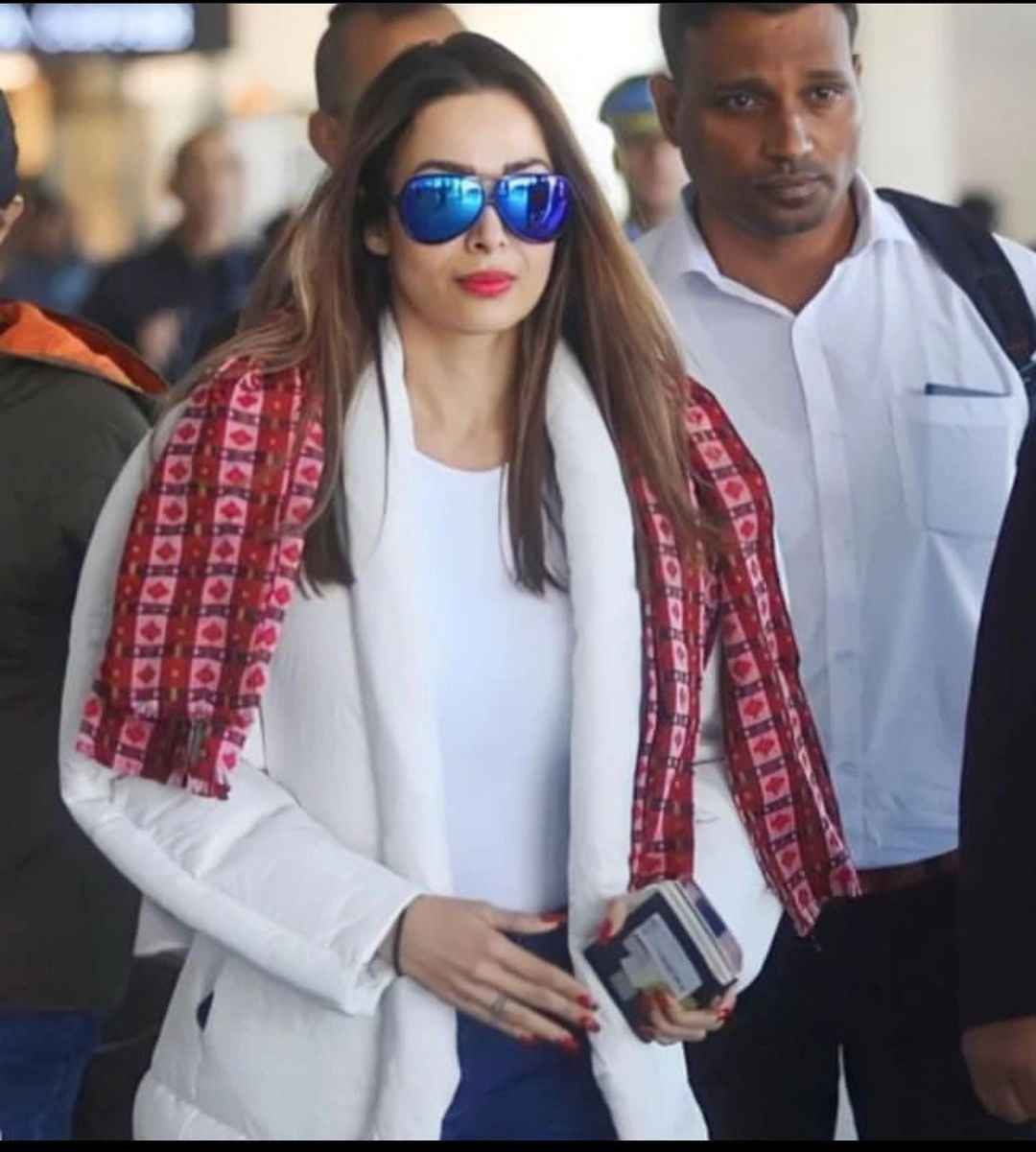 Malaika Arora says 'hello' to Nepal in chic winter layers 756747