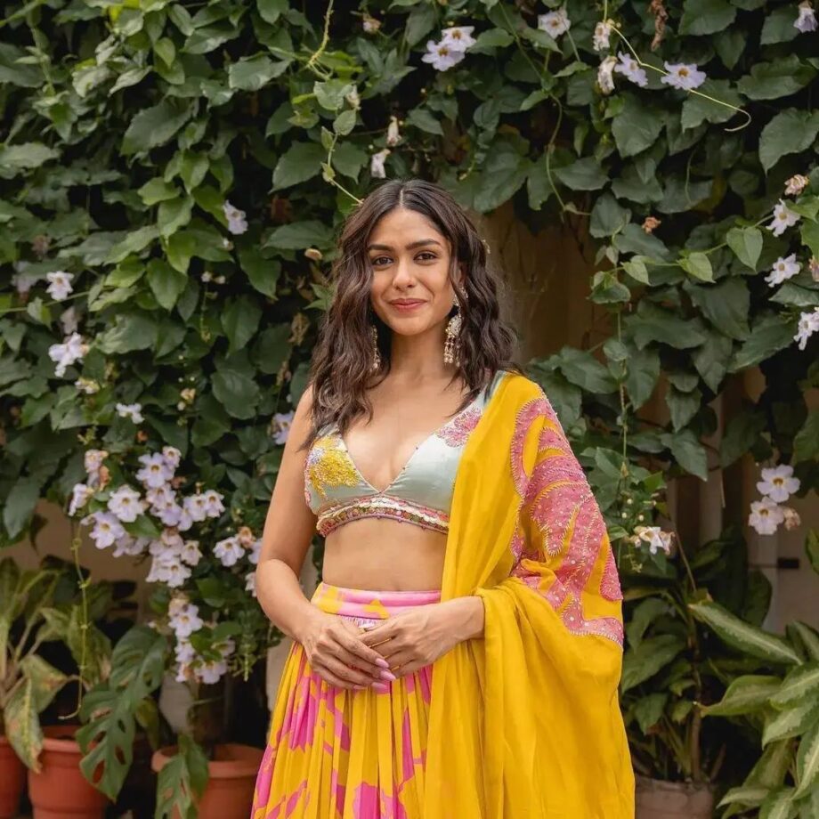 Oh Wow: Mrunal Thakur Looks Goddess In Yellow Hue 755029