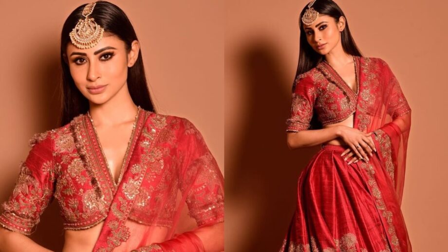 Planning to get married this year? Try Mouni Roy inspired red V-neck special lehenga 764683