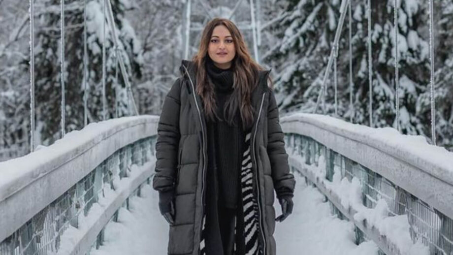 Sonakshi Sinha Serves the Perfect Winter Look In All-Black Long Puffer Jacket And Black boots 755558