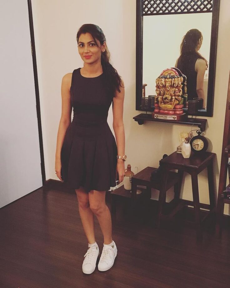 Sriti Jha Goes Girly In Mini Dresses: Check Now 755700