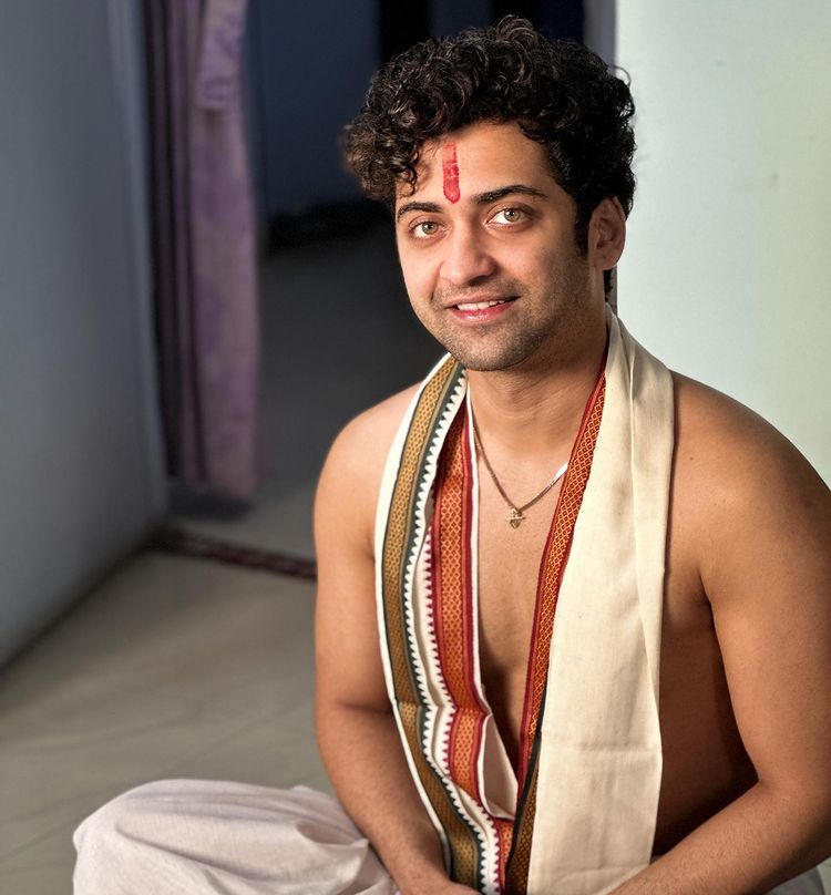 Sumedh Mudgalkar gets spiritual, see latest pics 763911