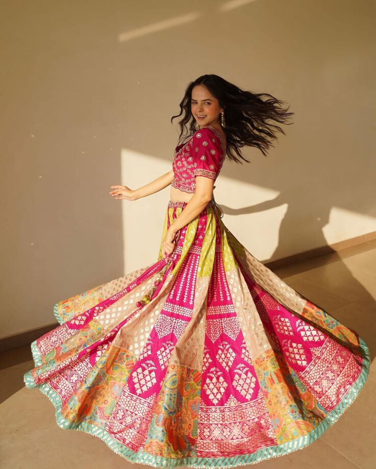 TMKOC diva Palak Sindhwani's gorgeous lehenga choli avatar is too wow 763812