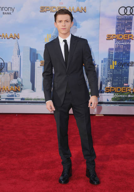 Tom Holland's Red Carpet Reign: The actor's Top 5 most stylish looks 756944