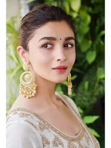 Alia Bhatt’s Ethnic Earrings That Scream Attention