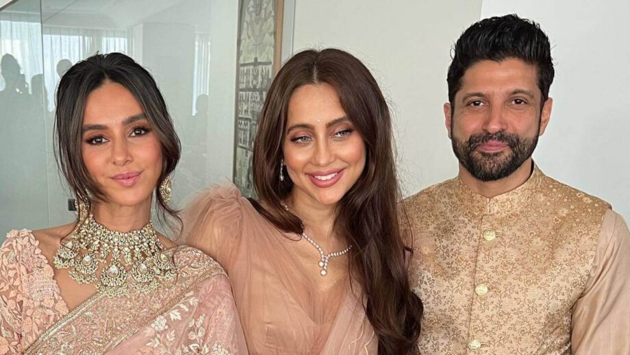 Farhan Akhtar, Shibani and Anusha Dandekar's adorable snap is 'family goals' 775980