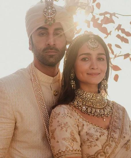 From Shahid Kapoor-Mira Rajput, Saif Ali Khan-Kareena Kapoor Khan To Ranbir Kapoor-Alia Bhatt: Bollywood Actors Who Have Married With Huge Age Gap 770467