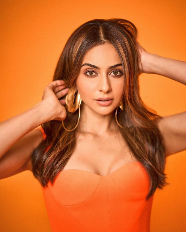 Hotness Alert: Rakul Preet Singh Sizzles In Orange Bustier Bodycon Outfit 766934