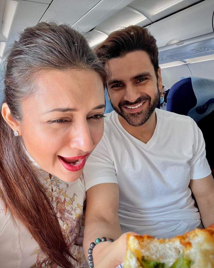 In Pics: Divyanka Tripathi and her in-flight romance with hubby Vivek Dahiya 773183