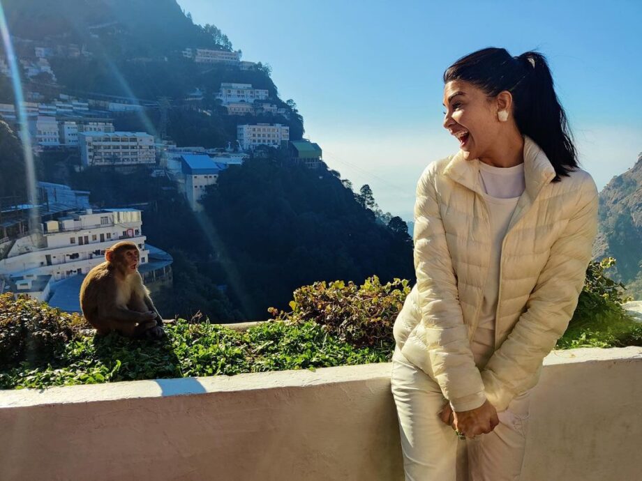 In Pics: Jacqueline Fernandez Goes For A Spiritual Ride As She Visits Vaishno Devi 769182