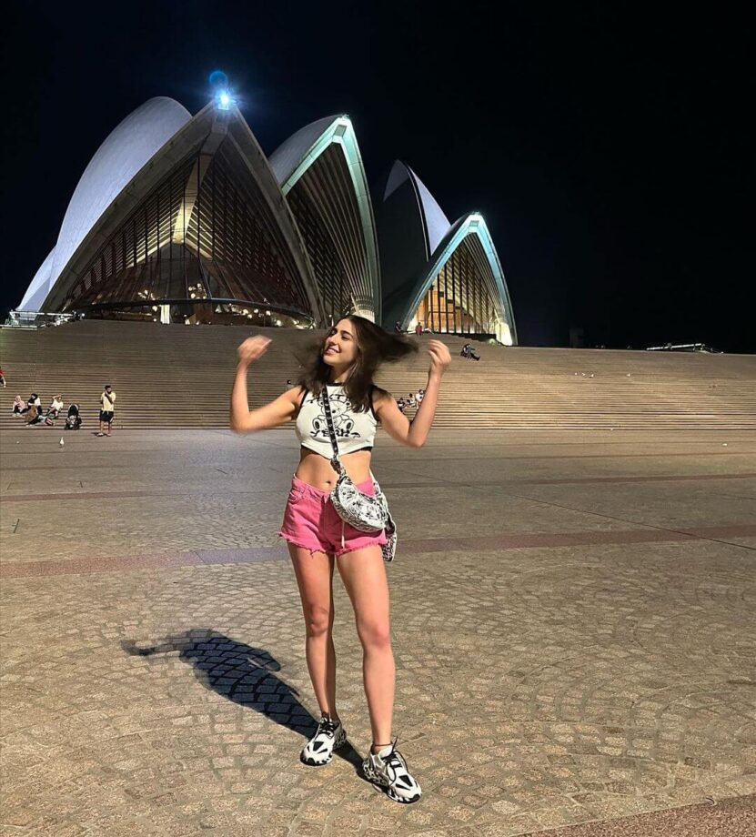 In Pics: Sara Ali Khan’s glam and luxurious vacation in Australia - 5