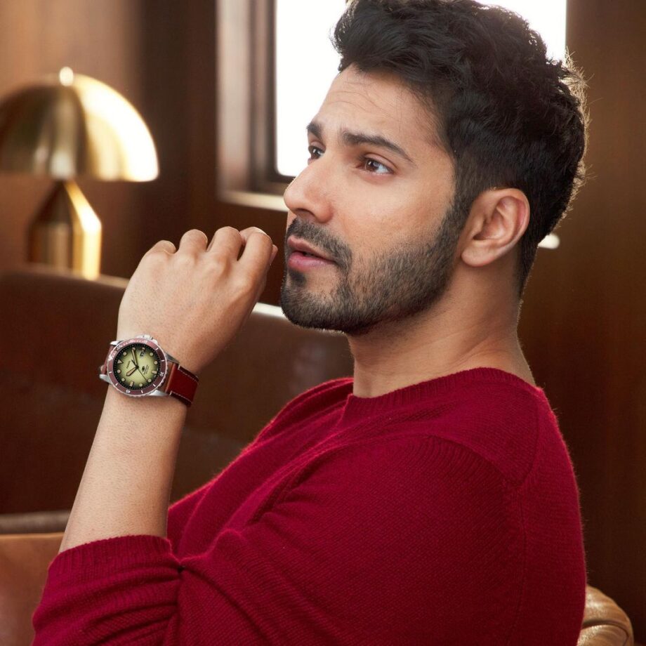 In Pics: Varun Dhawan Looks Captivating In Dark Maroon Sweatshirt, Check Now! 769206