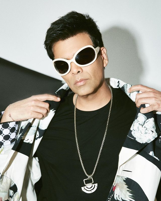 Karan Johar Tops His Fashion Game With His Floral Coat And Black Pant, See Pics 766770