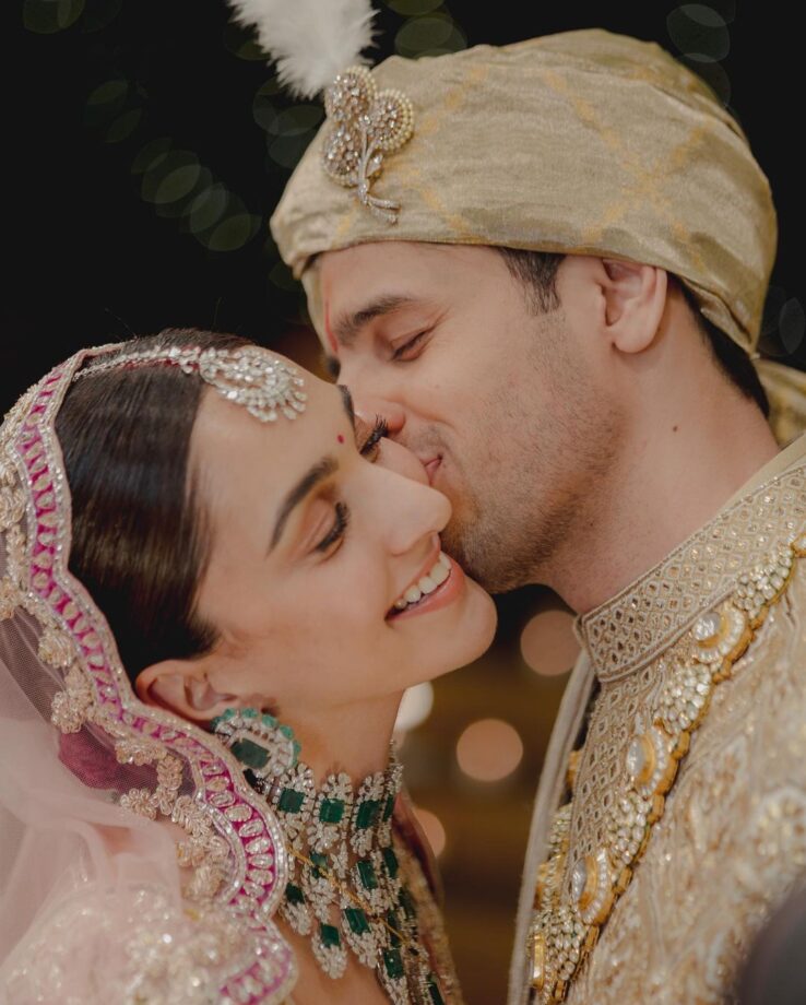 Kiara Advani shares first photos of marriage with Sidharth Malhotra, internet can't keep calm 768967