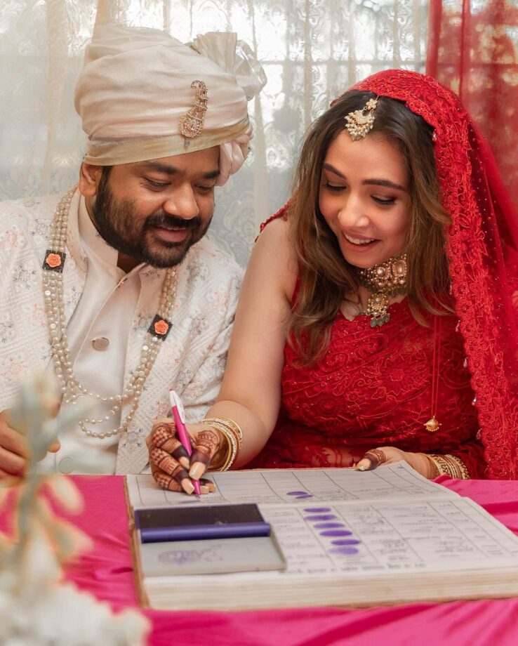 Maanvi Gagroo marries comedian Varun Kumar, shares wedding photos - 0