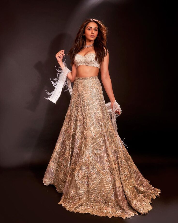 Rakul Preet Singh Keeps It Sassy In Golden Lehenga With Tube Shimmery Blouse, See Pics 771260