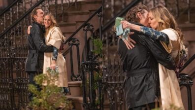 Sex and the City BTS: Sarah Jessica Parker and John Corbett share passionate kisses on sets