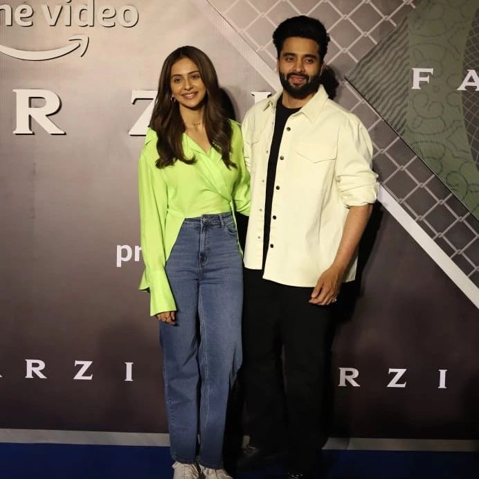 Shahid Kapoor with Mira Rajput, Ishaan Khatter, Vaani Kapoor, Kriti Sanon and other celebs attend Farzi screening - 3