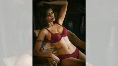 Uff: Sonali Raut’s ‘Haye Garmi’ moment in maroon bikini is stabbing hearts