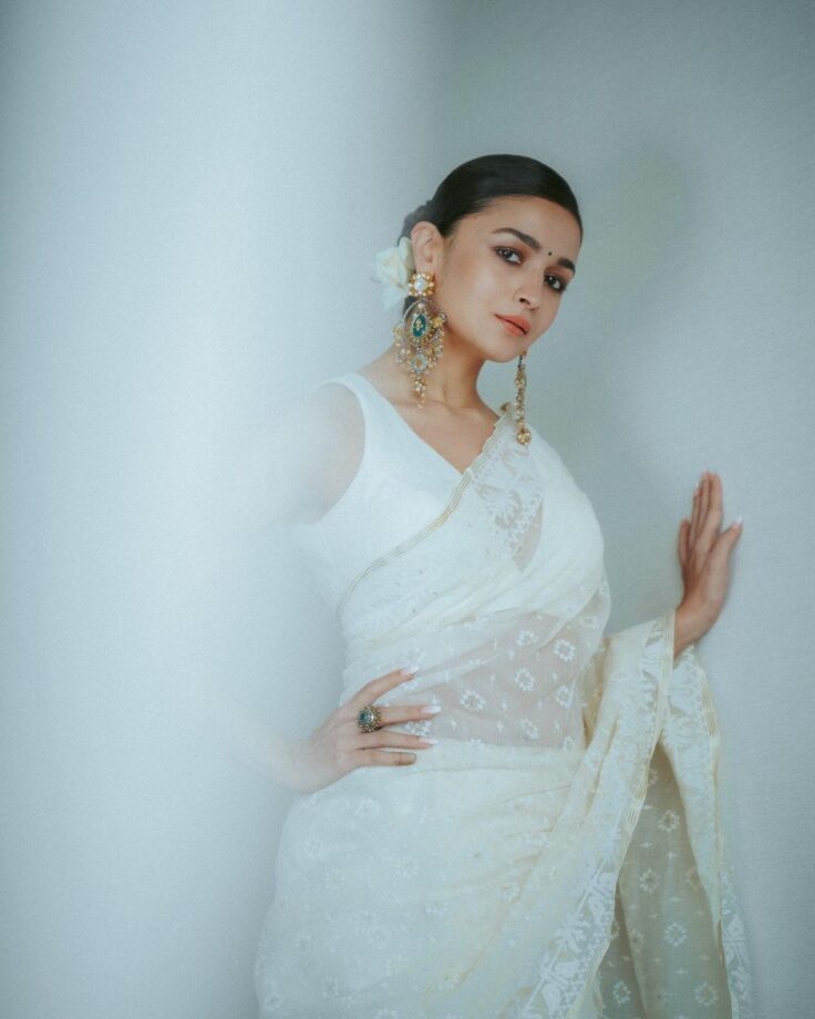 4 Times Alia Bhatt Looked Beyond Beautiful In White Sarees 778927