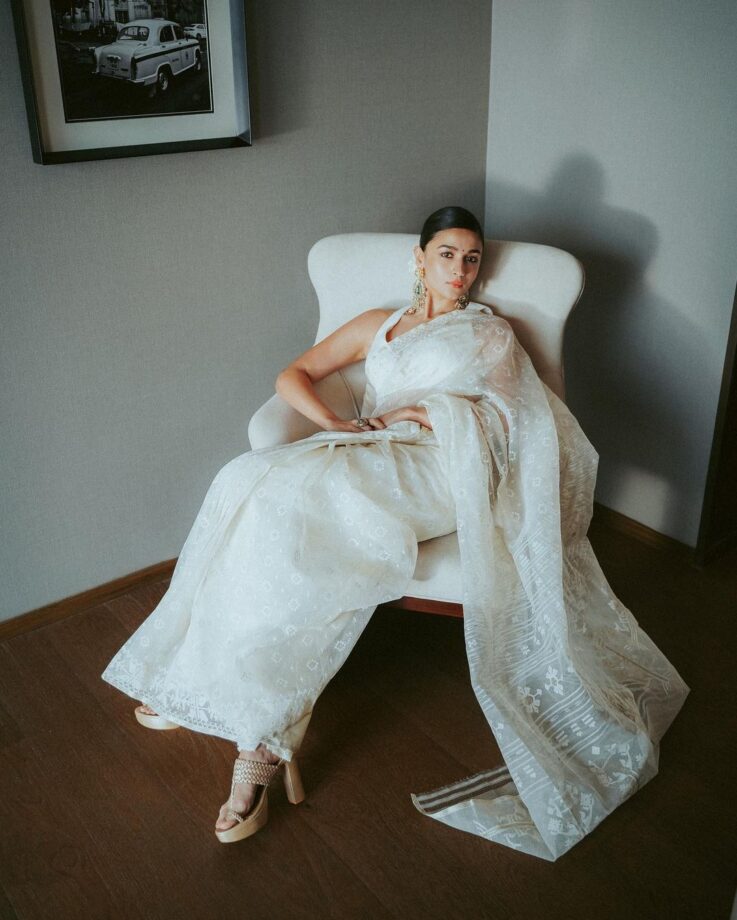 4 Times Alia Bhatt Looked Beyond Beautiful In White Sarees 778926